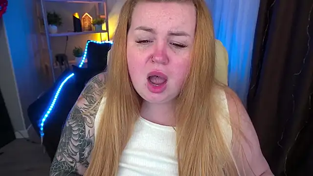 ZaraReignn online show from 10, 3, 2025