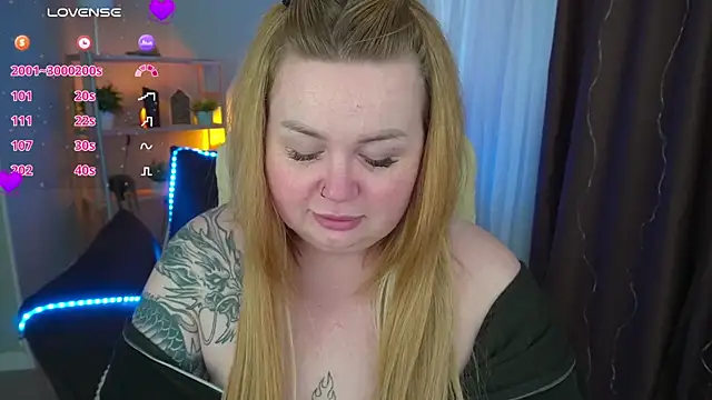 ZaraReignn online show from 17, 3, 2025