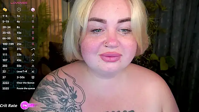 ZaraReignn online show from 5, 10, 2025