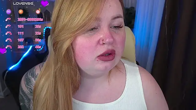 ZaraReignn online show from 11, 3, 2025