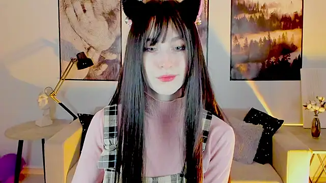 LuxRayi online show from 28, 1, 2025