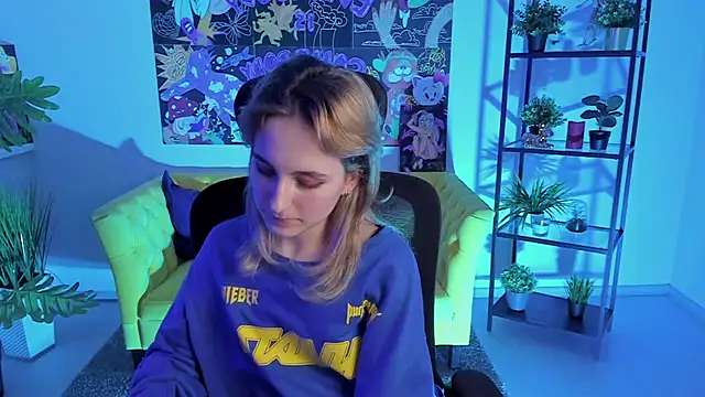 LuxRayi online show from 21, 2, 2025