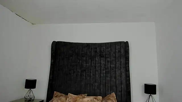 NataGarcia online show from 4, 12, 2025