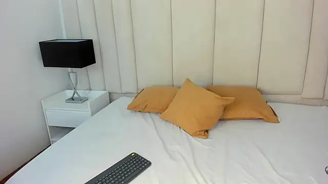 NataGarcia online show from 17, 4, 2026