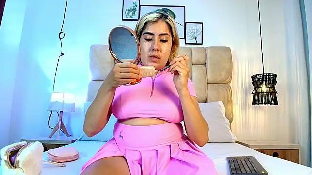 AdharaSmithh online show from 15, 11, 2025