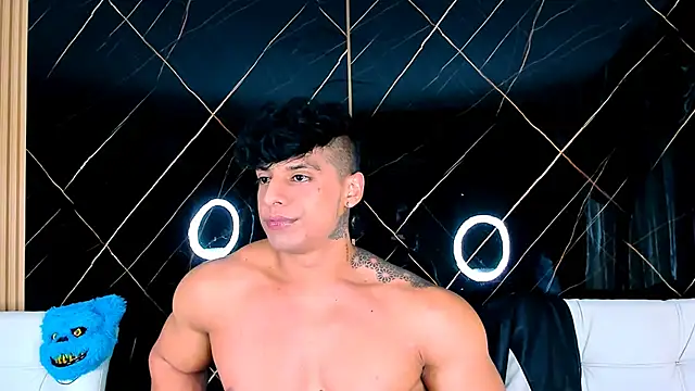 Owen Muzcle online show from 31, 10, 2025