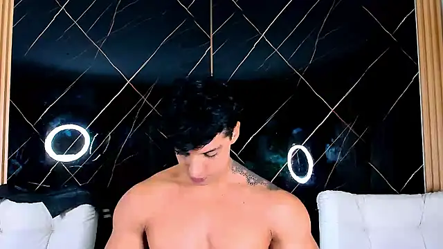 Owen Muzcle online show from 7, 1, 2026