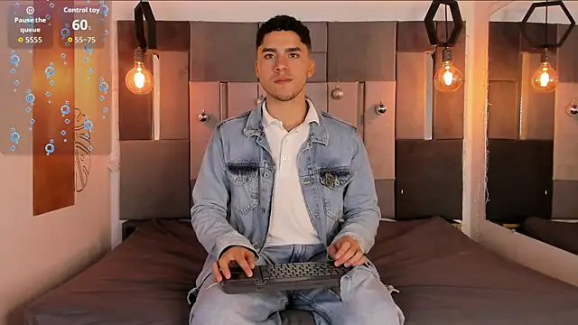 LiamNovak online show from 20, 12, 2025