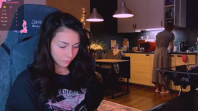 KatiKate online show from 3, 11, 2025