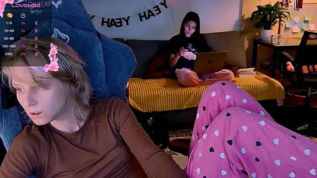 KatiKate online show from 10, 11, 2025