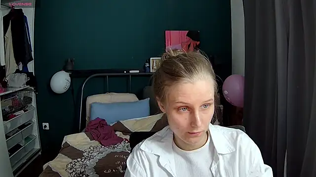 KatiKate online show from 4, 5, 2026