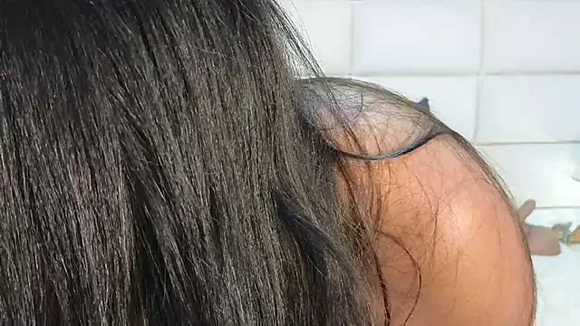 Snapshot of KloheCurvy chatting on 1, 2, 2025 KloheCurvy online show from 1, 2, 2025