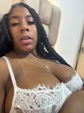 Snapshot of KloheCurvy chatting on 16, 9, 2025 KloheCurvy online show from 16, 9, 2025