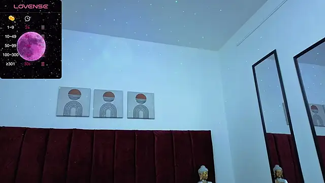 selena castillo online show from 7, 11, 2025