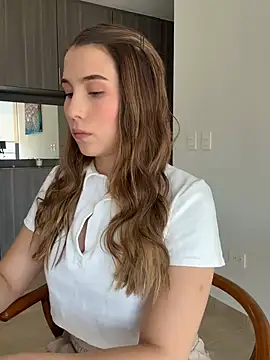 SophieRaily  online show from 19, 3, 2025