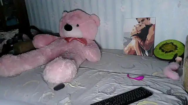 Snapshot of DreamKarina chatting on 18, 9, 2025 DreamKarina online show from 18, 9, 2025