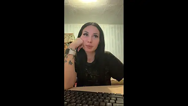 DreamKarina online show from 7, 1, 2026