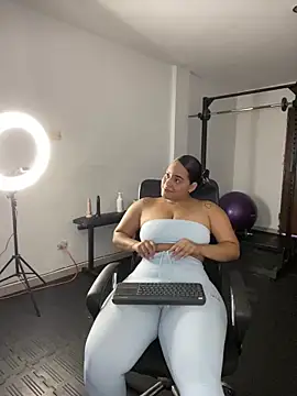 Violetrousse online show from 14, 9, 2025