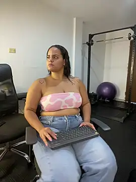 Violetrousse online show from 24, 9, 2025