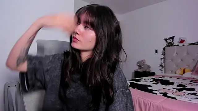 Snapshot of Sakito_Tokio chatting on 3, 10, 2025 Sakito Tokio online show from 3, 10, 2025