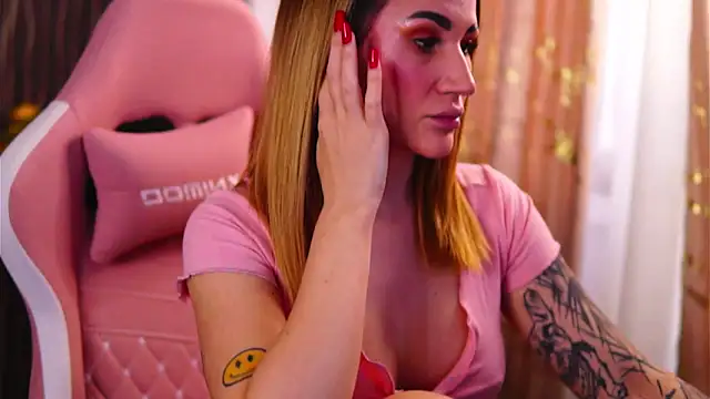 KimSkyex online show from 4, 3, 2025