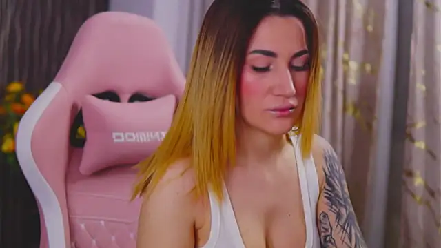 KimSkyex online show from 22, 2, 2025