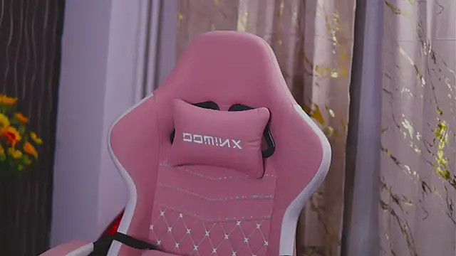 KimSkyex online show from 17, 2, 2025