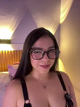 Blancanievess online show from 14, 6, 2026