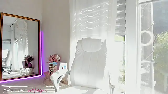 missdiamond  online show from 18, 9, 2025