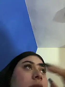 alissonfernandez  online show from 8, 3, 2026