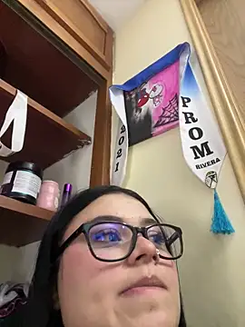 alissonfernandez  online show from 20, 3, 2026