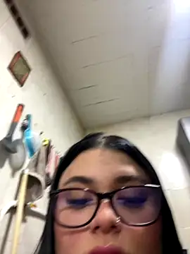 alissonfernandez  online show from 26, 9, 2025