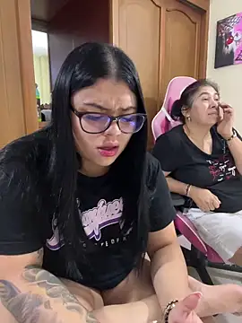 alissonfernandez  online show from 30, 10, 2025