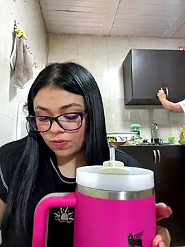 alissonfernandez  online show from 13, 9, 2025