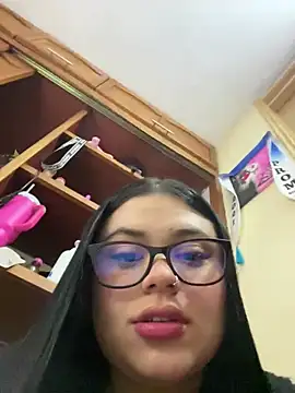 alissonfernandez  online show from 22, 3, 2026