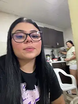 alissonfernandez  online show from 25, 9, 2025