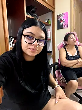 alissonfernandez  online show from 27, 10, 2025