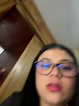 alissonfernandez  online show from 27, 11, 2025