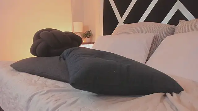 marian pinzon online show from 3, 12, 2025