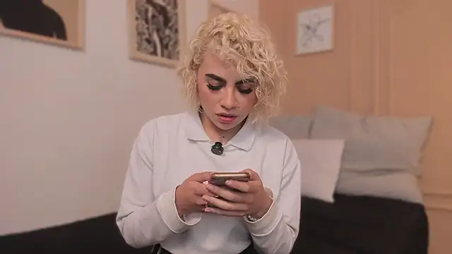 Snapshot of marian_pinzon chatting on 17, 2, 2026 marian pinzon online show from 17, 2, 2026