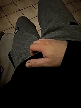 Snapshot of HardWolf2024 chatting on 15, 12, 2024 HardWolf2024 online show from 15, 12, 2024