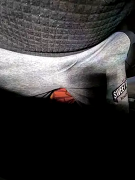 Snapshot of HardWolf2024 chatting on 17, 12, 2024 HardWolf2024 online show from 17, 12, 2024