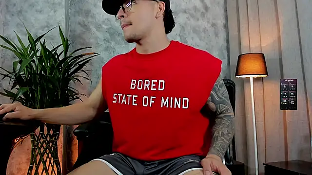 boyc022  online show from 25, 9, 2025