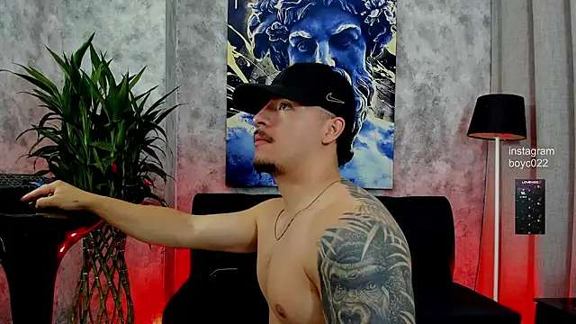 boyc022  online show from 9, 9, 2025