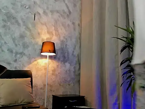 boyc022  online show from 18, 9, 2025