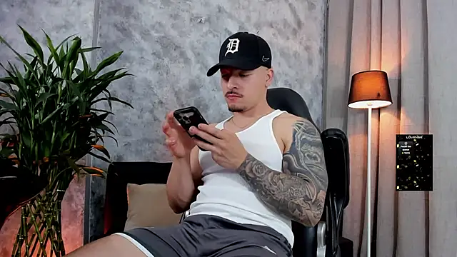 boyc022  online show from 7, 3, 2026