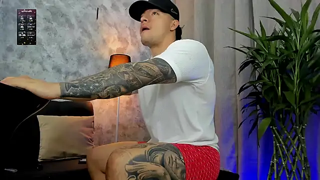 boyc022  online show from 18, 9, 2025