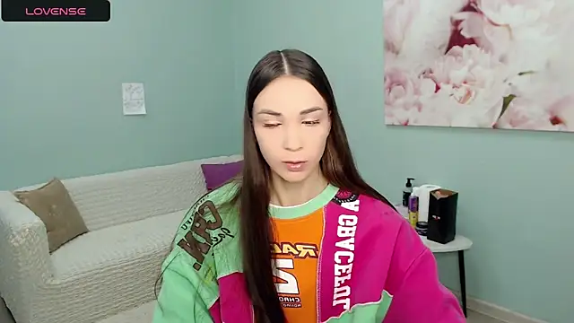 AmyJonas online show from 10, 10, 2025