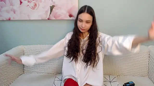 AmyJonas online show from 6, 3, 2025