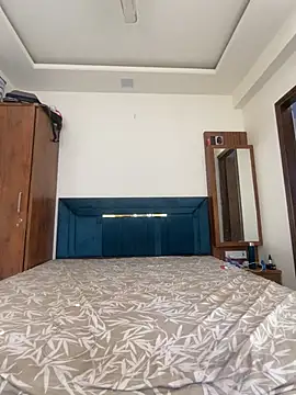 Emmy kapoor online show from 8, 2, 2025